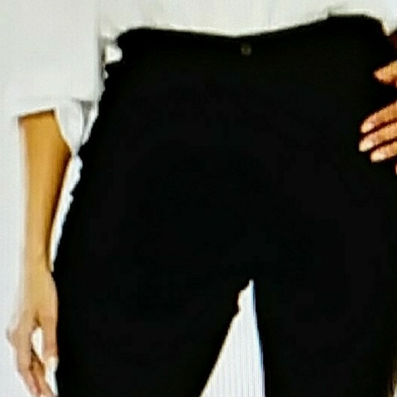 Low-Rise Boot-Cut Jeans (Black) - Picture 2 of 6